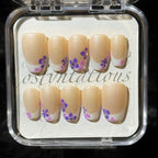 FRENCHIE FLOWER NAILS